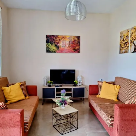 Tatil Evi Lemon Tree House Skála Marión